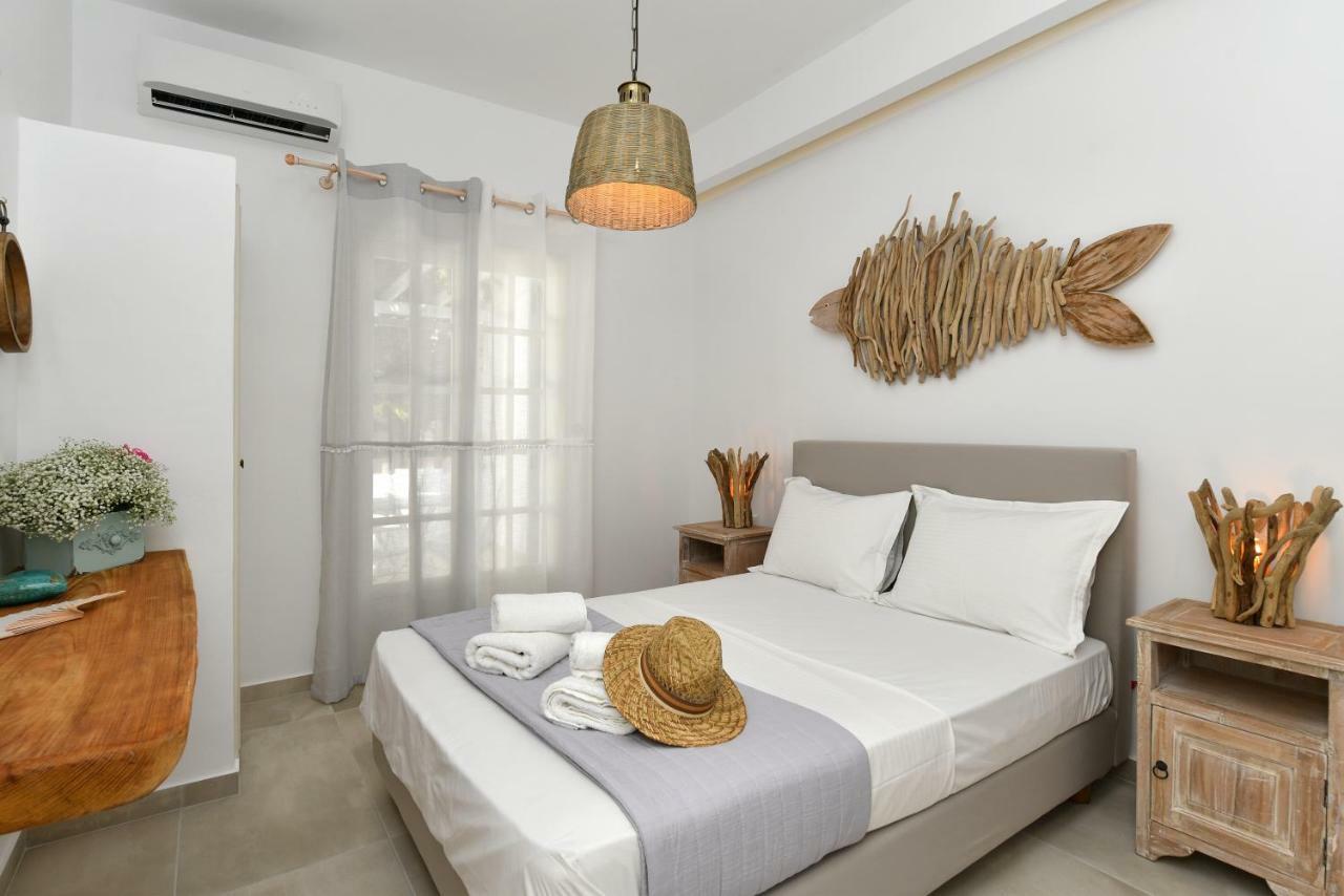Corina Studios-Apartments Naoussa Exterior foto